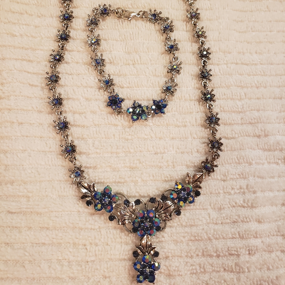 Matching multi-color jewel necklace and bracelet